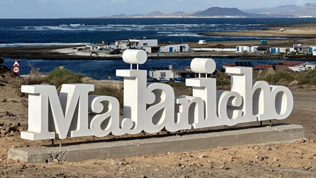 Orte-Neu-Majanicho-2 Fuerteventura Ortsschilder